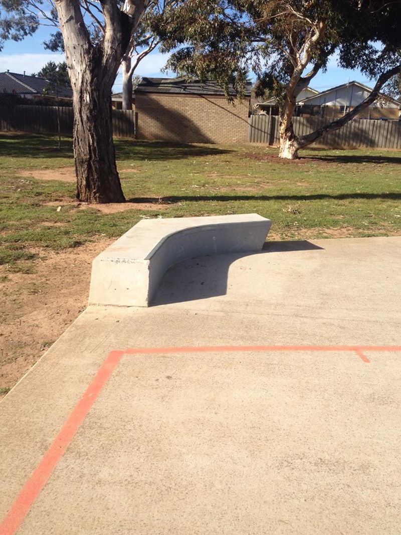 Eldan Skate Thing