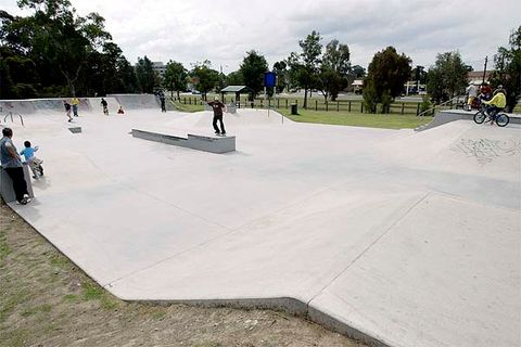 Bass Hill Skate Park photo 4
