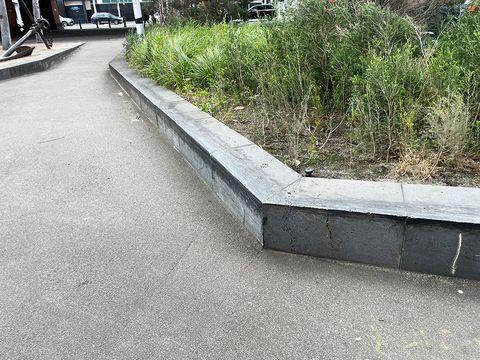 Batman Ledge photo 2