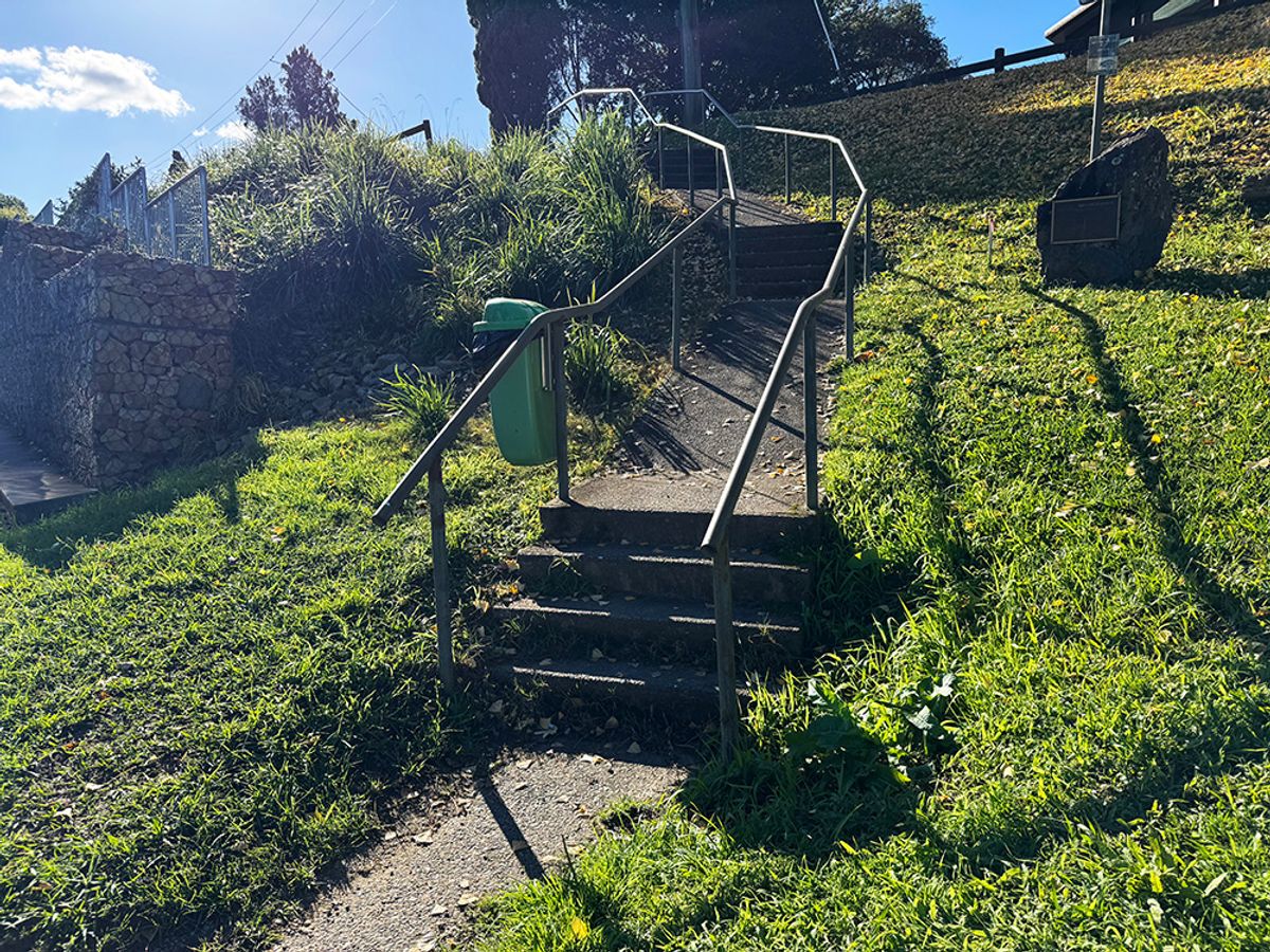 Bellingen Rail skate spot