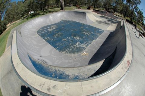 Benalla Skatepark photo 11