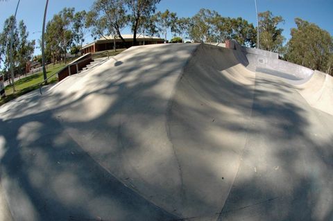 Benalla Skatepark photo 17