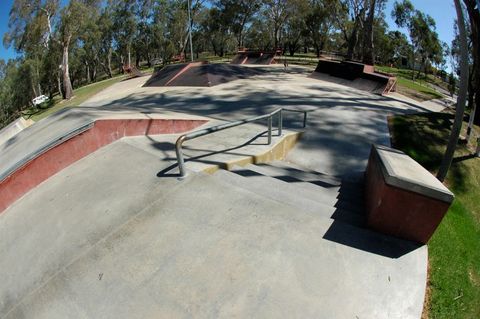 Benalla Skatepark photo 4