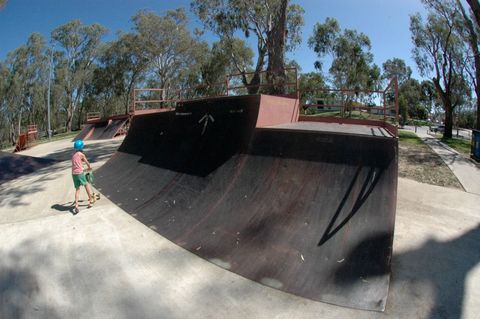 Benalla Skatepark photo 5