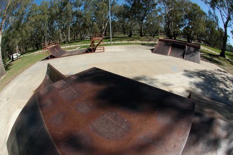 Benalla Skatepark photo 8