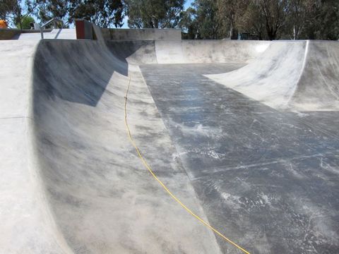 Benalla Skatepark photo 22