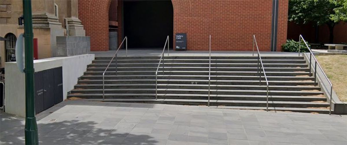 Art Rails skate spot