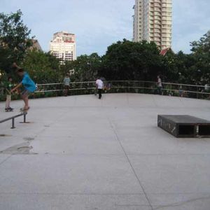 Benjasiri Skatepark