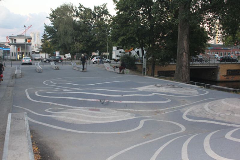 Berlin Up Ledges