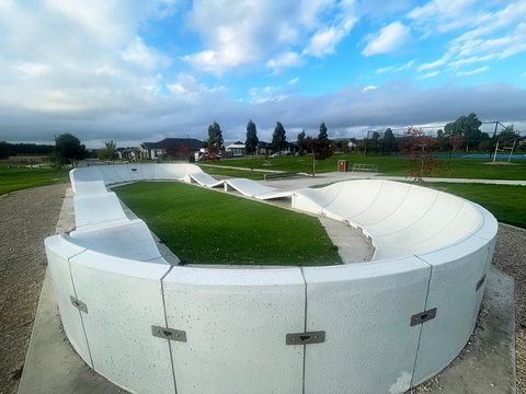 Parkside Manadalay Pump Track photo 2