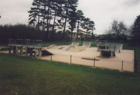 Bicester Skate Park 