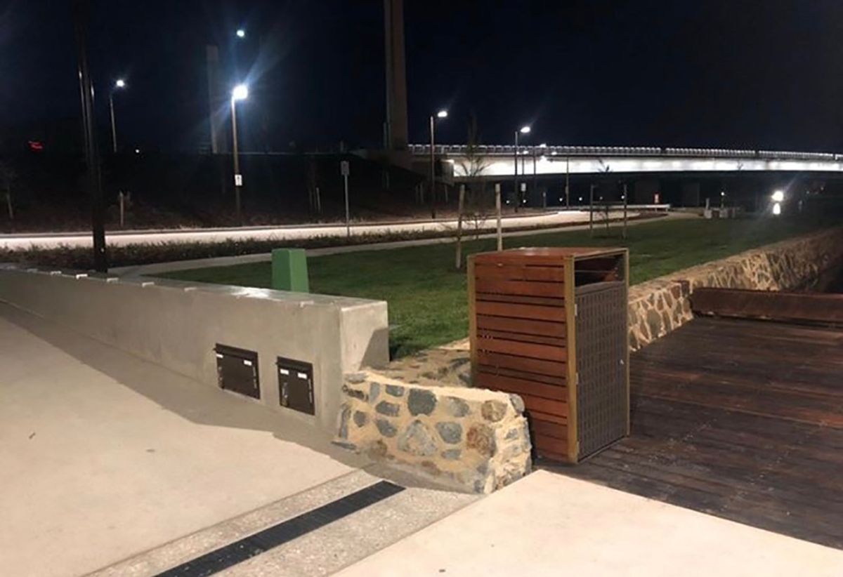 Barrine Bin skate spot