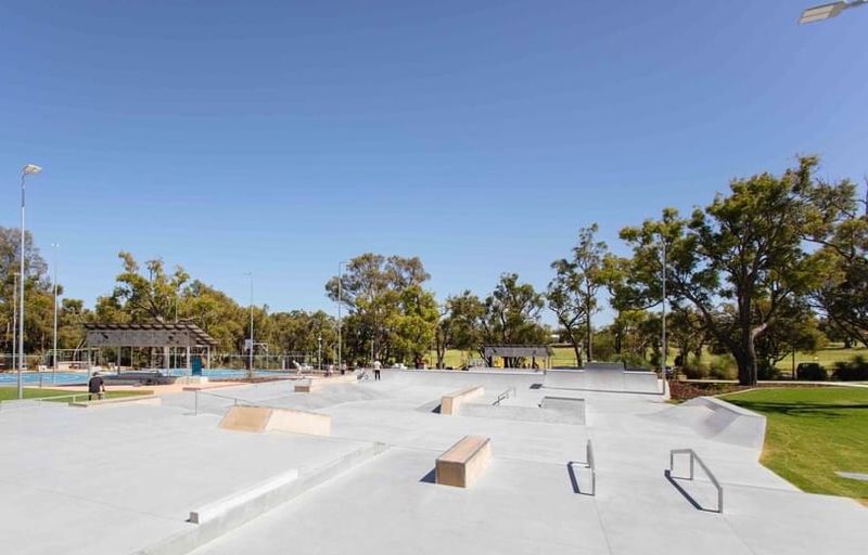 Bina Parkland Skatepark