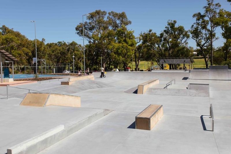 Bina Parkland Skatepark