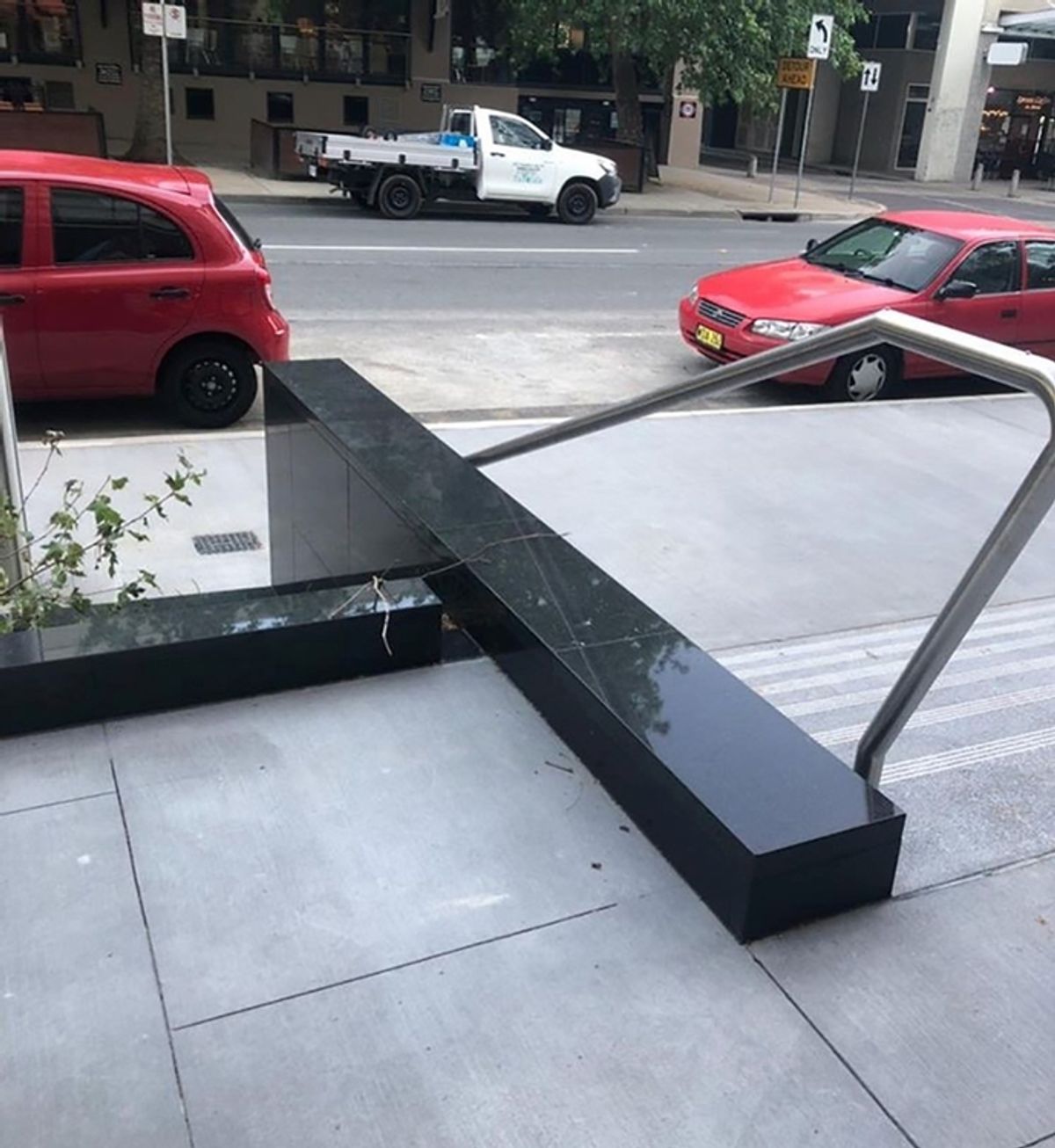 Akuna Black skate spot