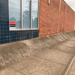 Walter Bank to Wall