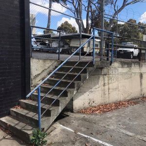 Moreland Rd Overrail