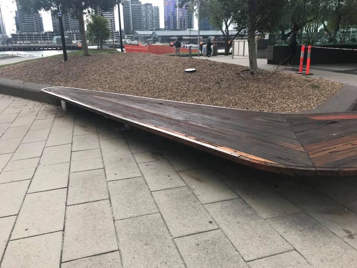Boomerang Ledge skate spot