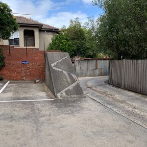 Burke St Bank