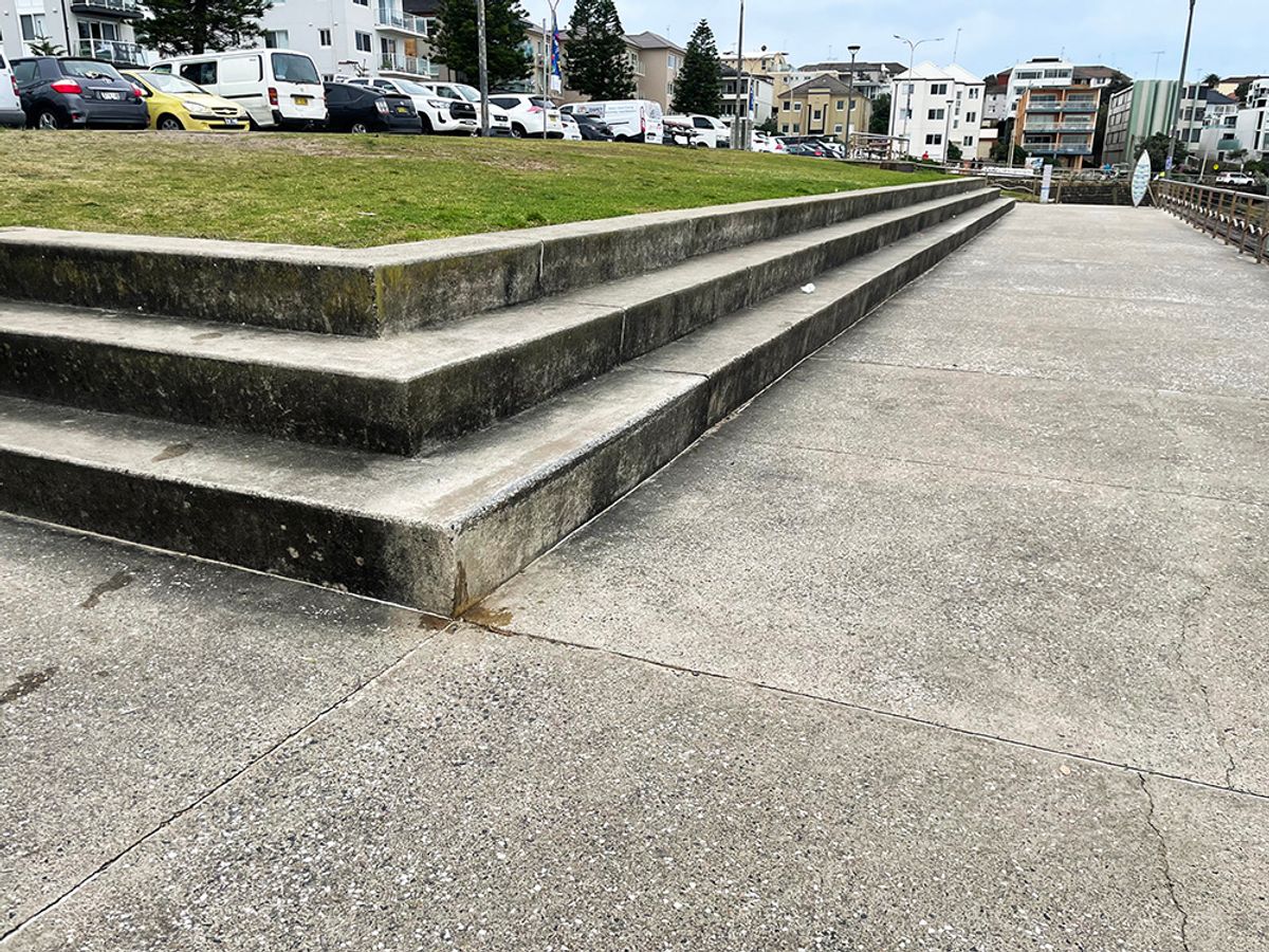 Bra Beach Ledge skate spot