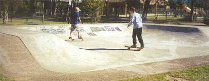 Bracken Ridge Bowl (Closed)