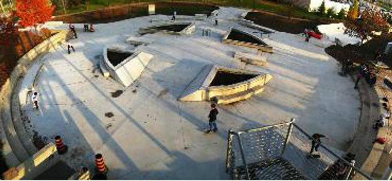 Brant's Crossing Plaza