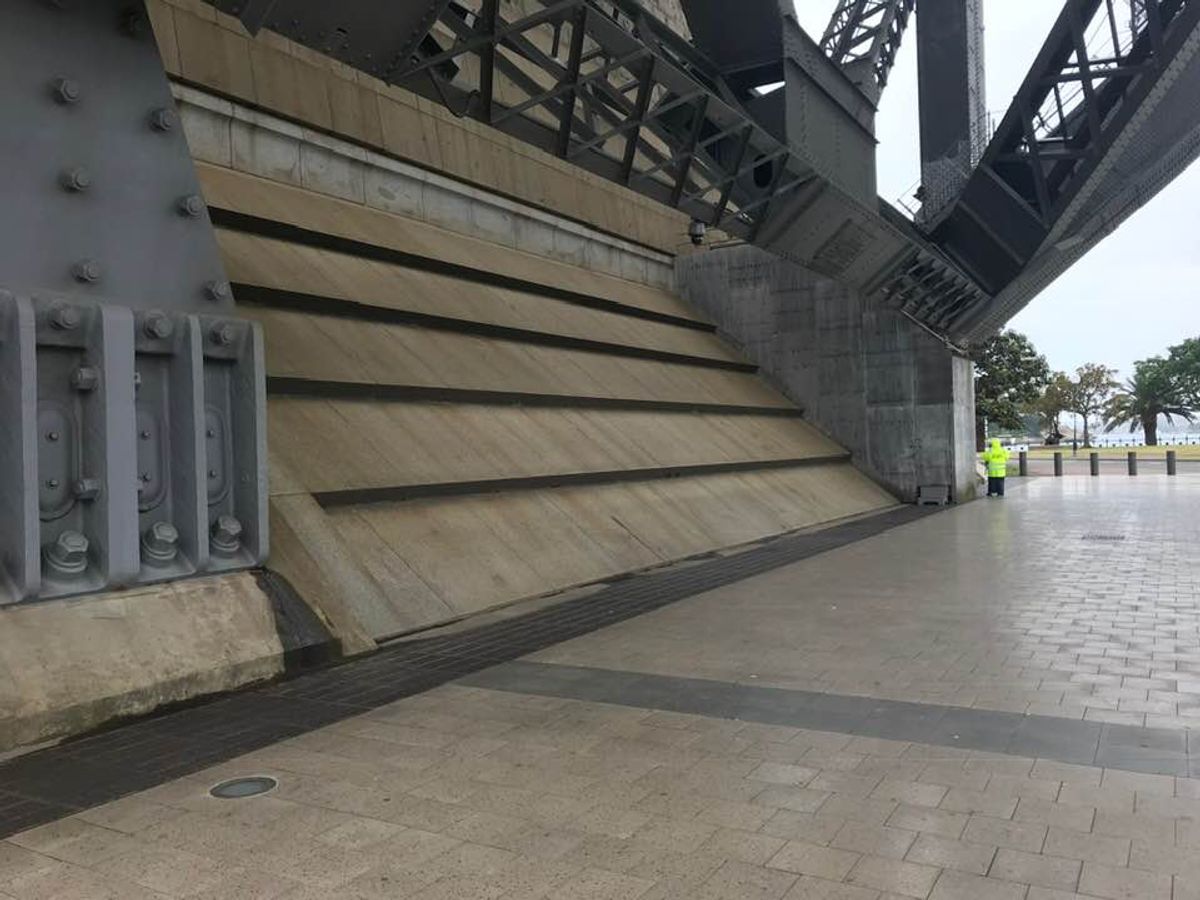 Bridge Bank skate spot
