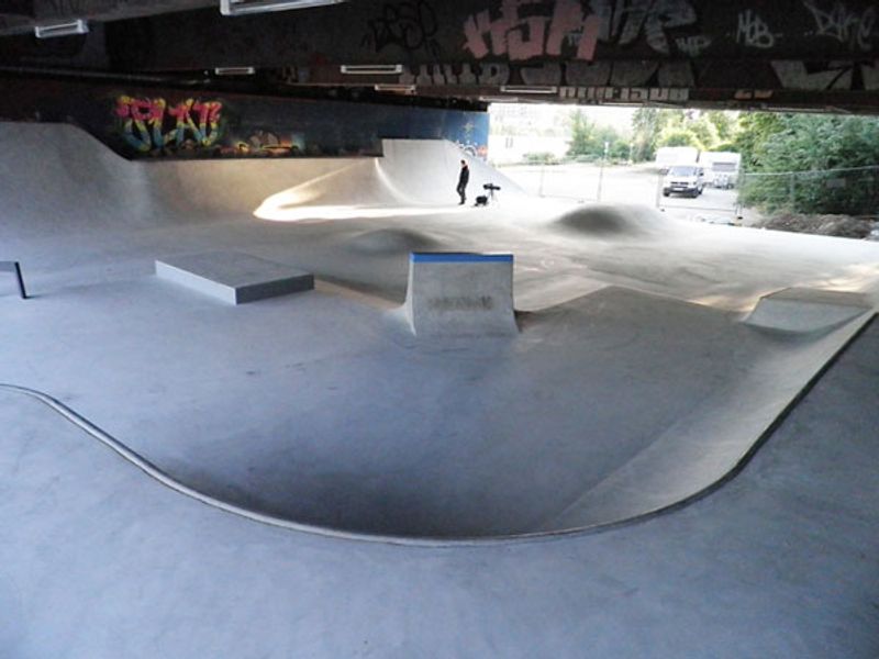 Bridge Park Skate Park 