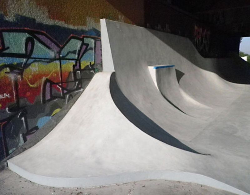 Bridge Park Skate Park 