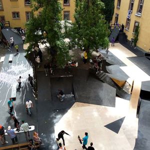 Bright Fair Plaza