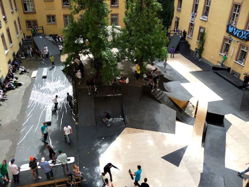 Bright Fair Plaza