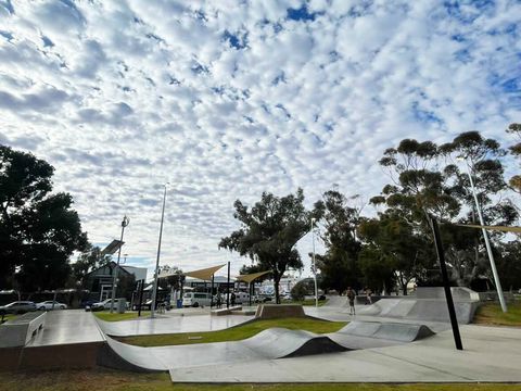 Broken Hill Skatepark photo 3