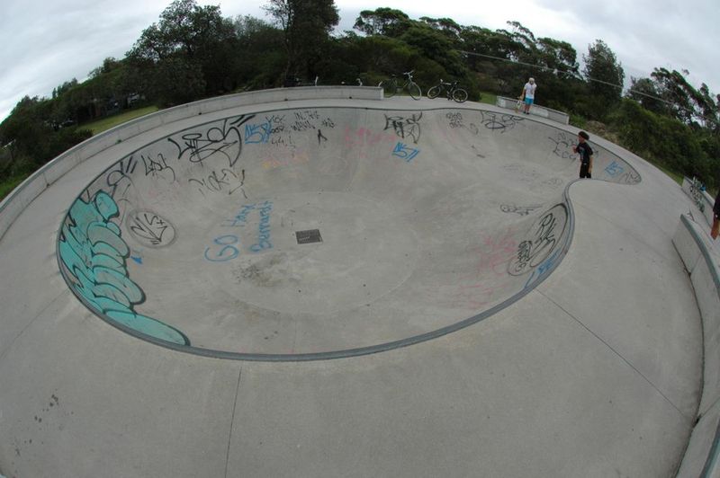 Broulee Bowl 
