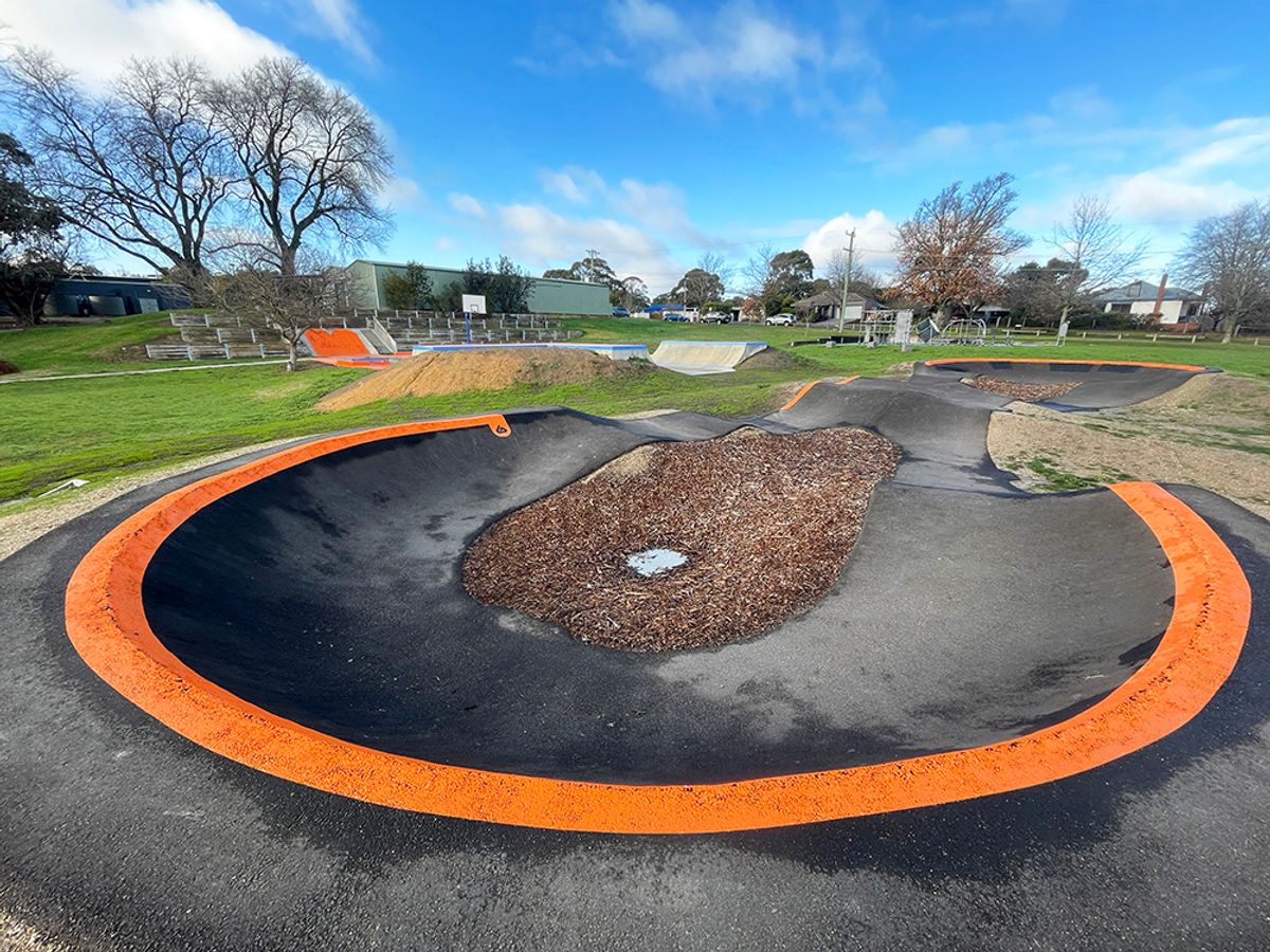 Buninyong Pump Track skatepark