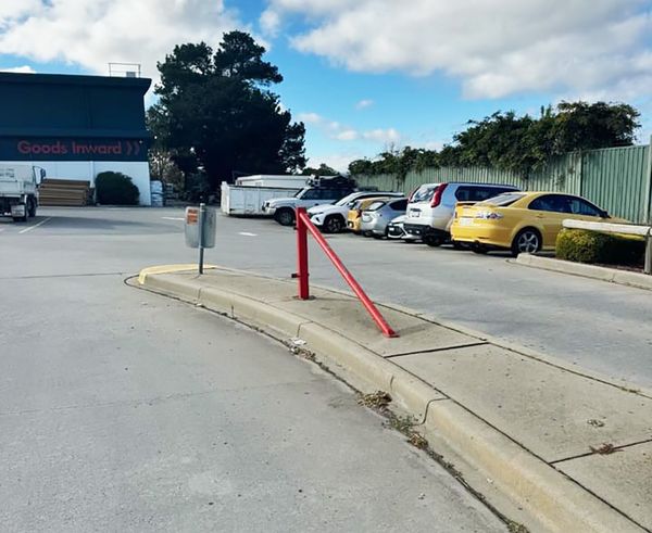Bunnings Pole Jam