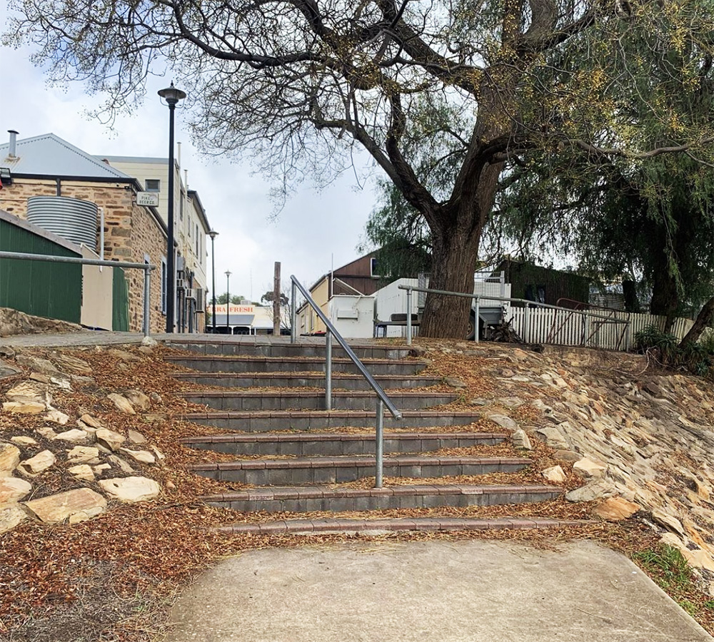 Burra Pub Rail