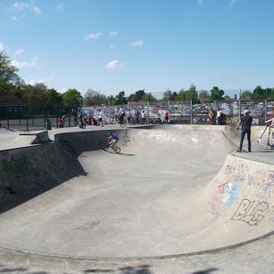 Bushy Skatepark 