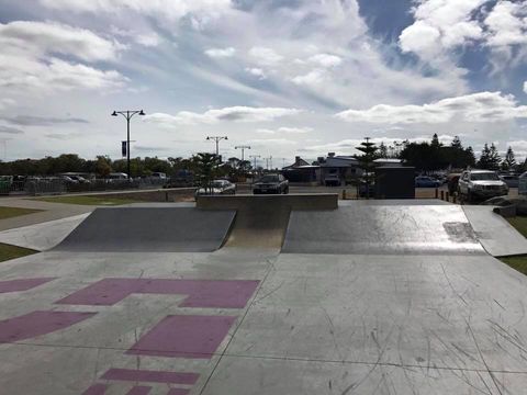 Busselton  Latest Park photo 23