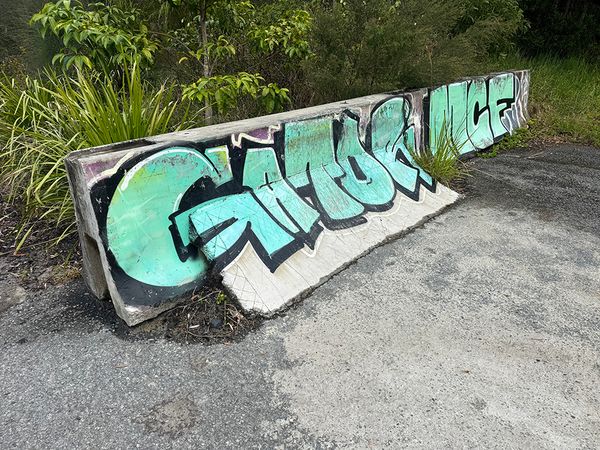 Byron Barrier