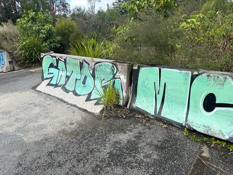 Byron Barrier photo 2