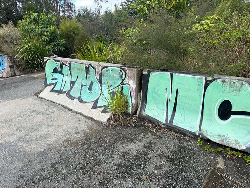 Byron Barrier 