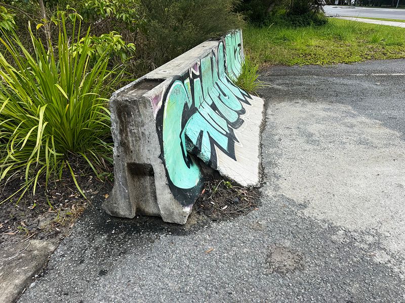 Byron Barrier 