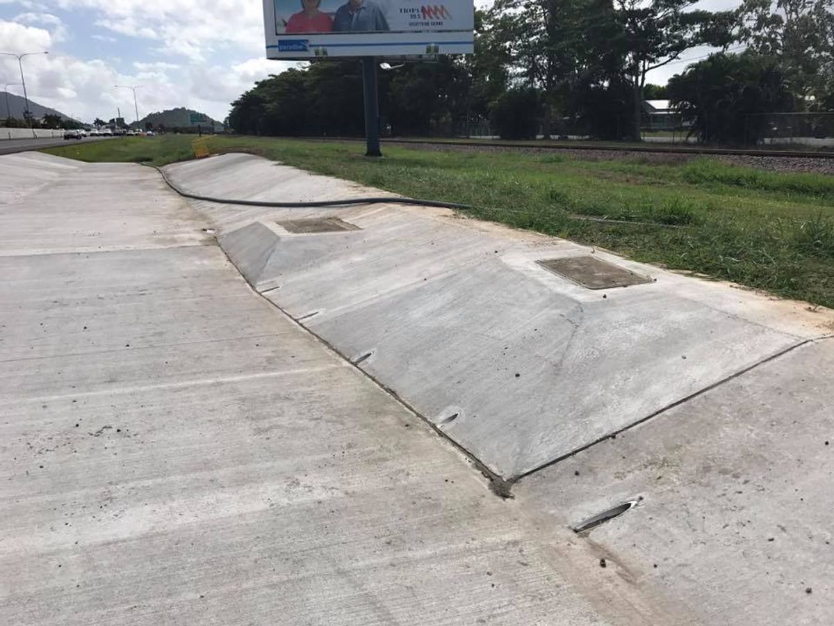 Bruce Highway Ditch skate spot