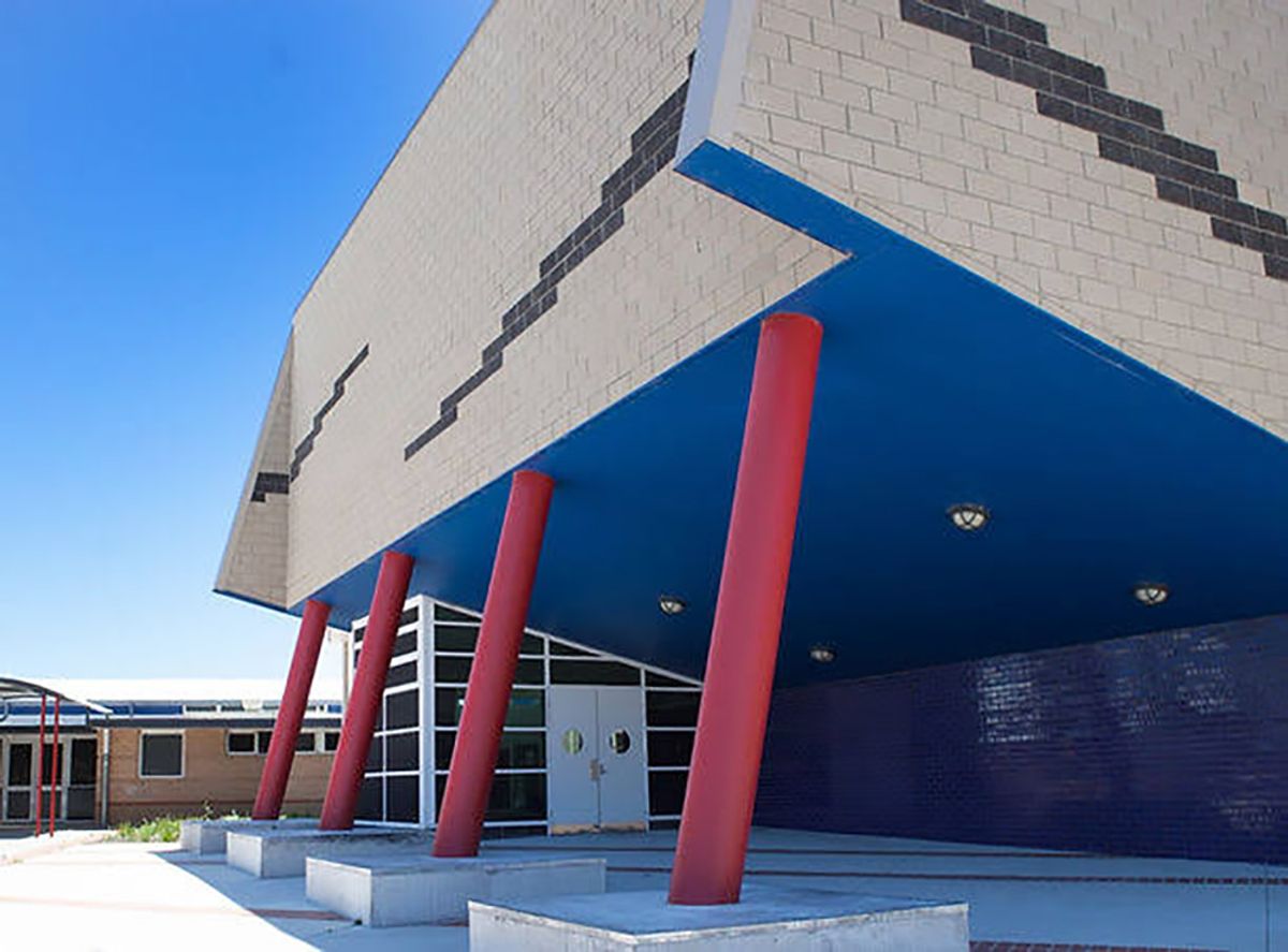 Calwell High Ledges skate spot