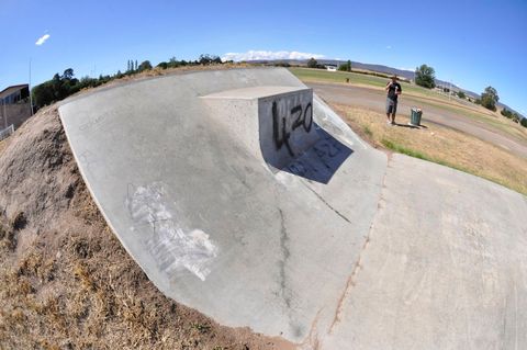 Campbell Town Skatepark photo 2