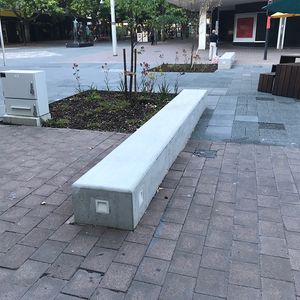 City Walk Garden Ledge