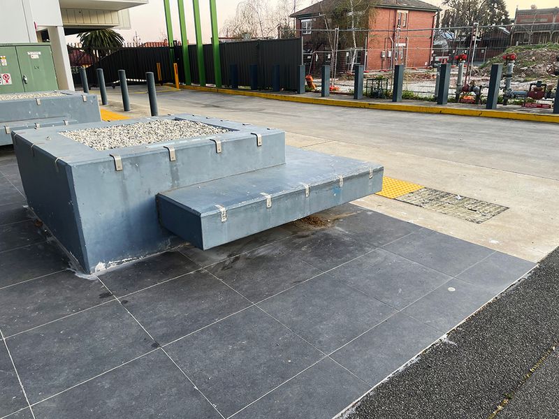 Dental Ledge