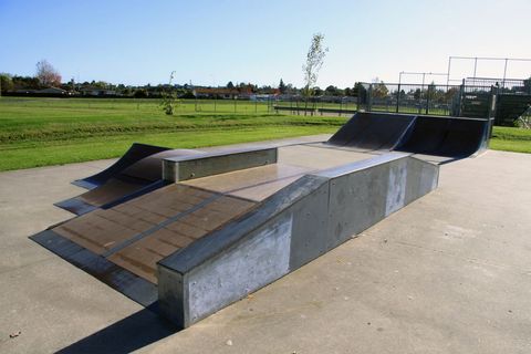 Carlton Park Skatepark photo 5