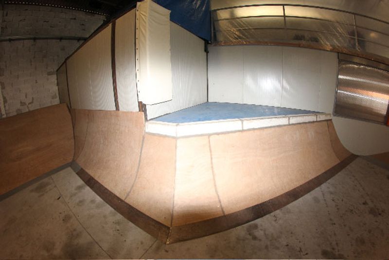 Carrara Indoor 