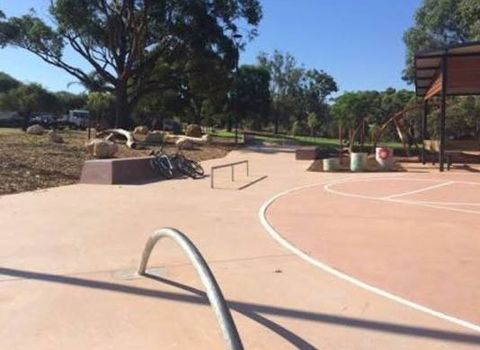 Carrawatha Park photo 3